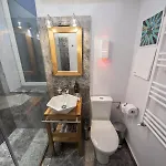 Lägenhet The Cozy Nest Downtown With Balcony By Pretty Bukarest