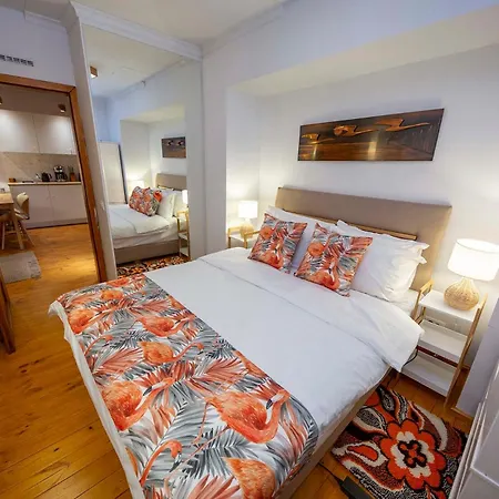 The Cozy Nest Downtown With Balcony By Pretty * Bucharest
