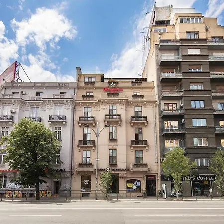 The Cozy Nest Downtown With Balcony By Pretty *