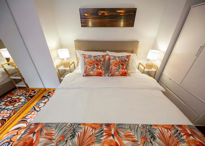 The Cozy Nest Downtown With Balcony By Pretty * 부쿠레슈티