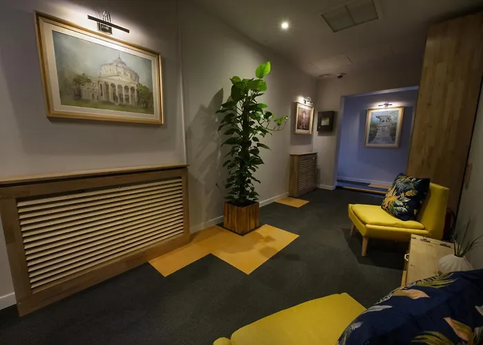 The Cozy Nest Downtown With Balcony By Pretty アパート ブカレスト