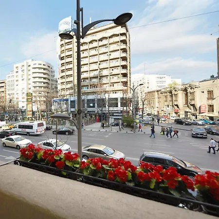 Lägenhet The Cozy Nest Downtown With Balcony By Pretty Bukarest